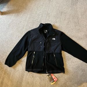 Men’s Denali fleece Jacket in Black.